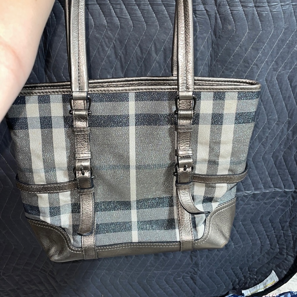 burberry purse authentic